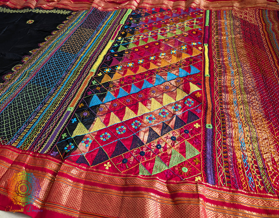 Black Lambani Handwork Pure Ilkal Silk Saree – Ilkal Handloom Saree Online India | Elegantt Drapes