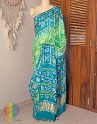 Close up of Bandhani work on Green Shaded Gajji silk Gharchola saree