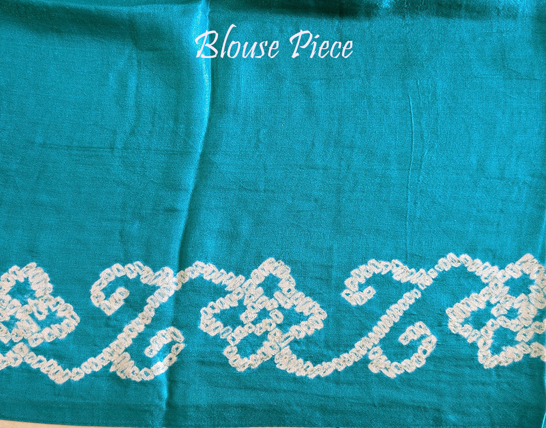 Green Shaded Gharchola Bandhani saree drape Blouse