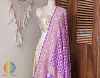 Lavender Banarasi Bandhani Georgette Dupatta – Bandhani Saree Online India | Elegantt Drapes