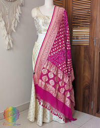 Pink Banarasi Georgette Rai Bandhej Dupatta – Bareek Bandhani – Bandhani Saree Online India | Elegantt Drapes