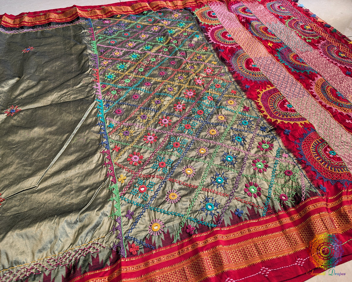 Moss Green Lambani Handwork Pure Ilkal Silk Saree – Ilkal Handloom Saree Online India | Elegantt Drapes