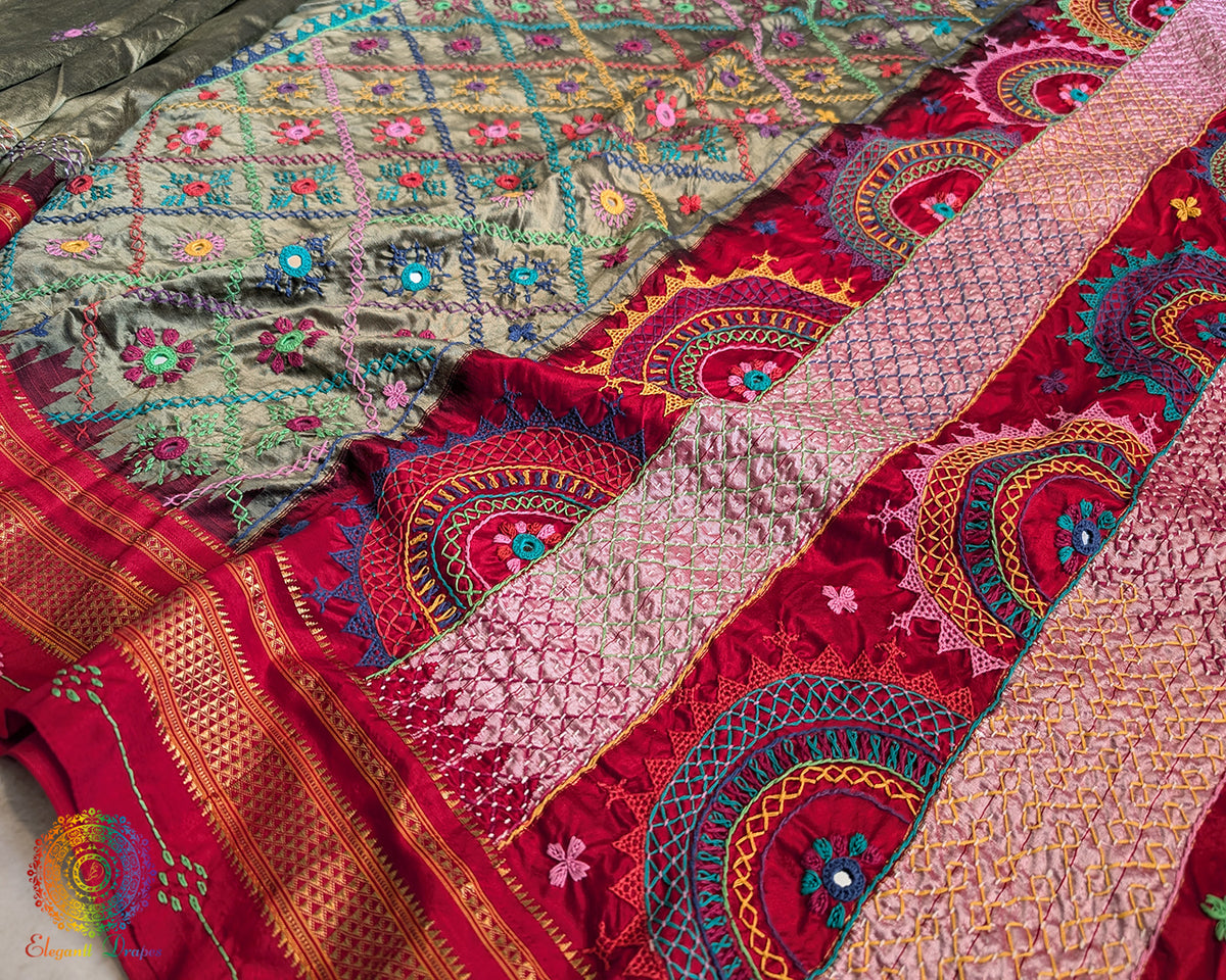 Moss Green Lambani Handwork Pure Ilkal Silk Saree – Ilkal Handloom Saree Online India | Elegantt Drapes