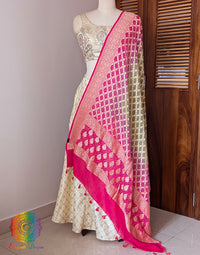 Pink Olive Banarasi Bandhani Georgette Dupatta – Bandhani Saree Online India | Elegantt Drapes