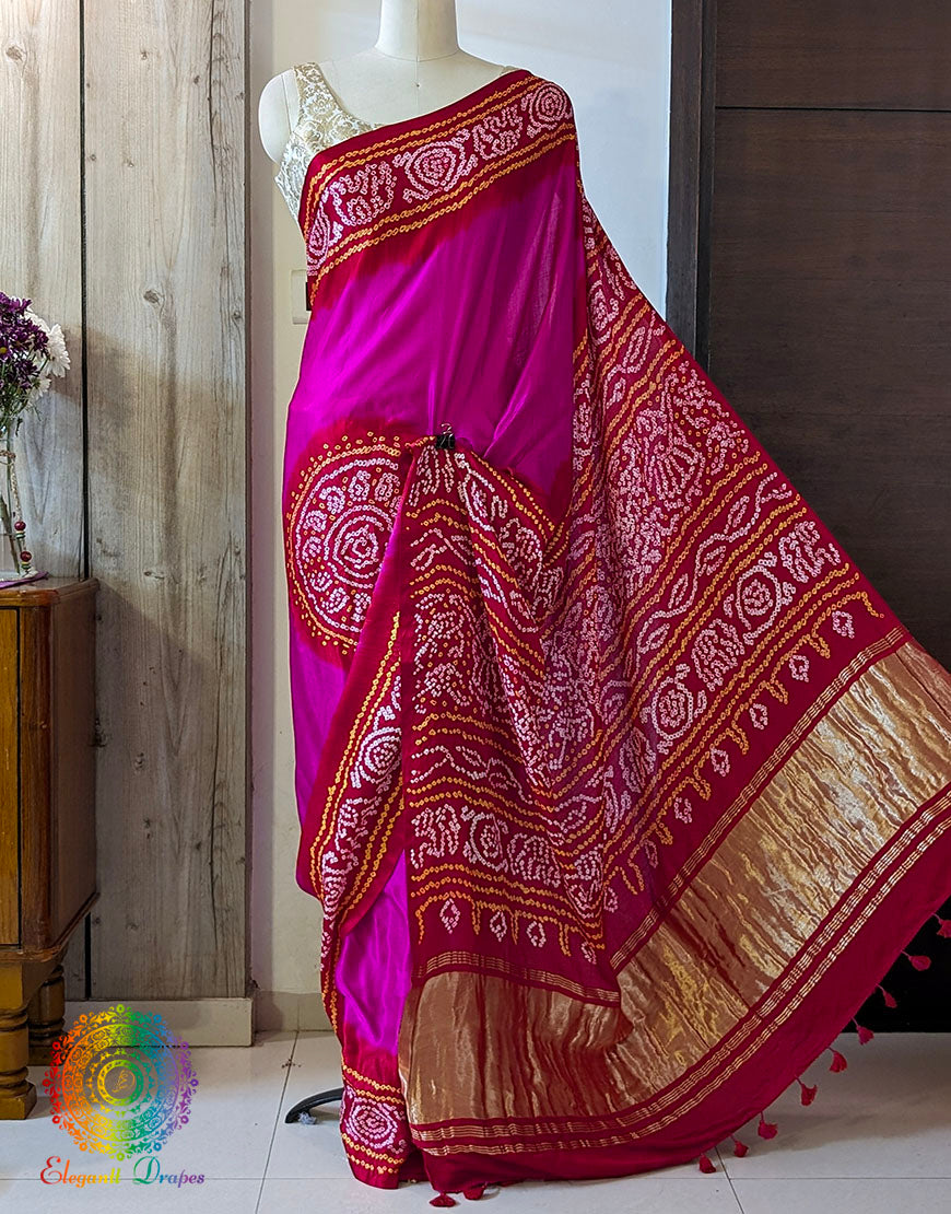 Pink Red saree pallu with Bandhej detailing