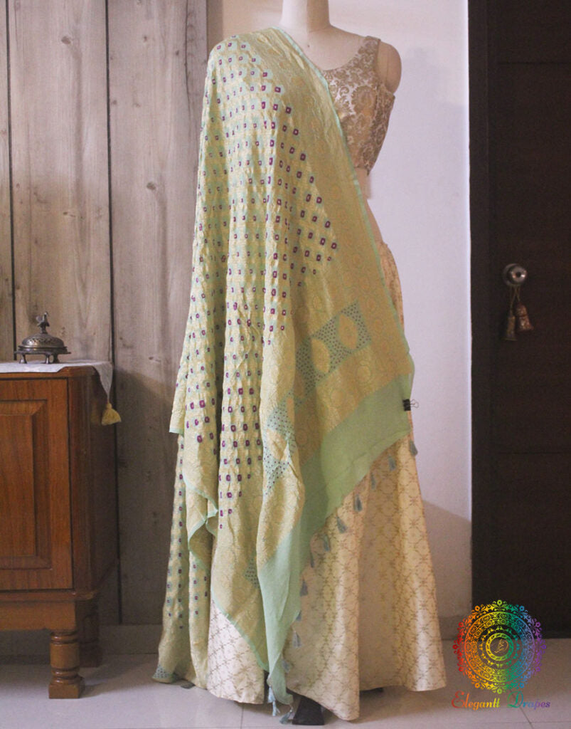 Sea Green Pure Banarasi Georgette Bandhani Dupatta – Bandhani Saree Online India | Elegantt Drapes