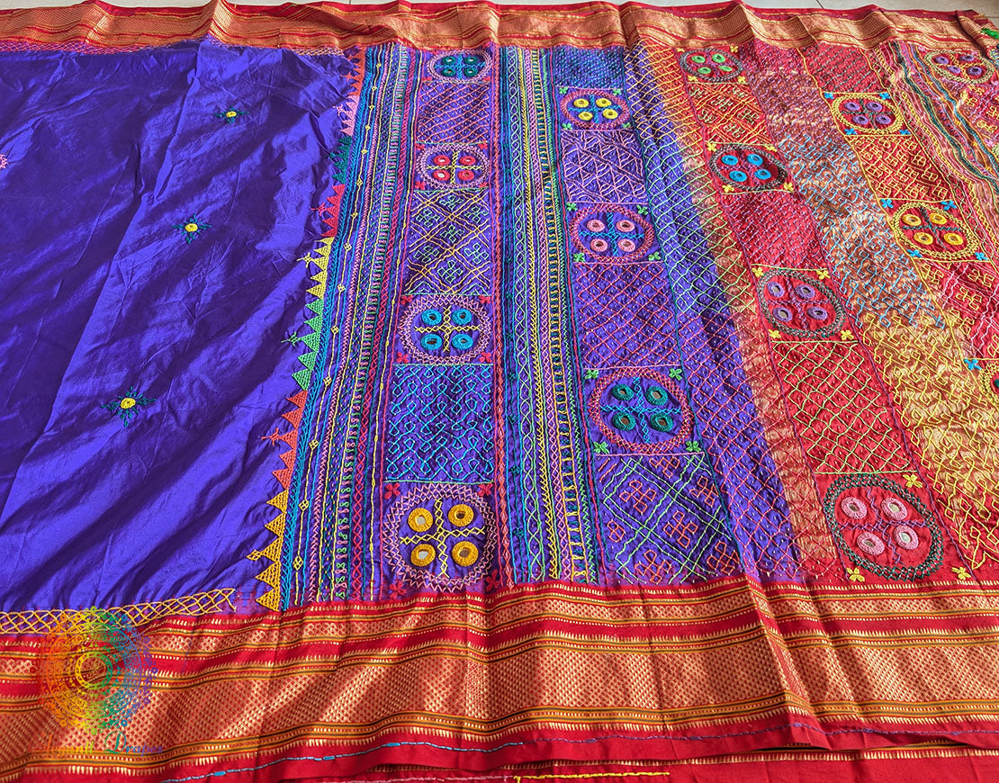 Purple Pure Ilkal Silk Lambani Handwork Saree – Ilkal Handloom Saree Online India | Elegantt Drapes