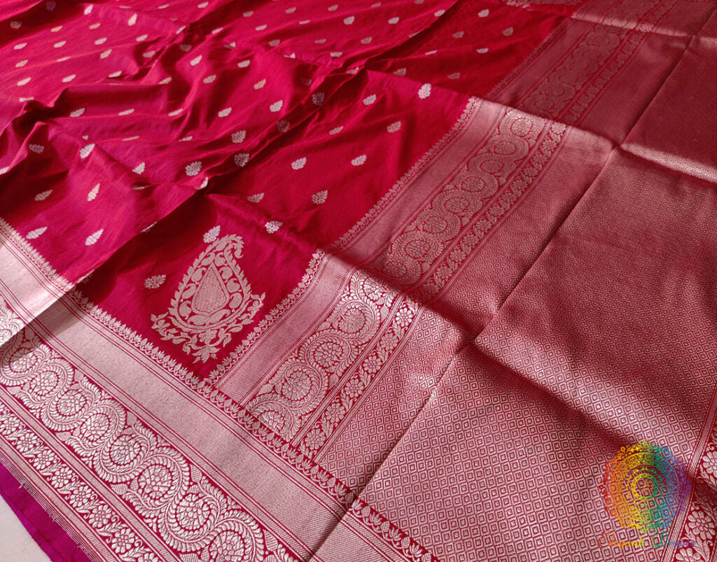 Red Banarasi Handloom Pure Katan Silk Konia Saree – Handloom Saree Online India | Elegantt Drapes