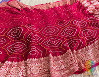 Handwoven Red Banarasi Georgette Rai Bandhej Dupatta – Bareek Bandhani – Bandhani Saree Online India | Elegantt Drapes