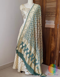 Sage Green Banarasi Bandhani Georgette Dupatta – Bandhani Saree Online India | Elegantt Drapes