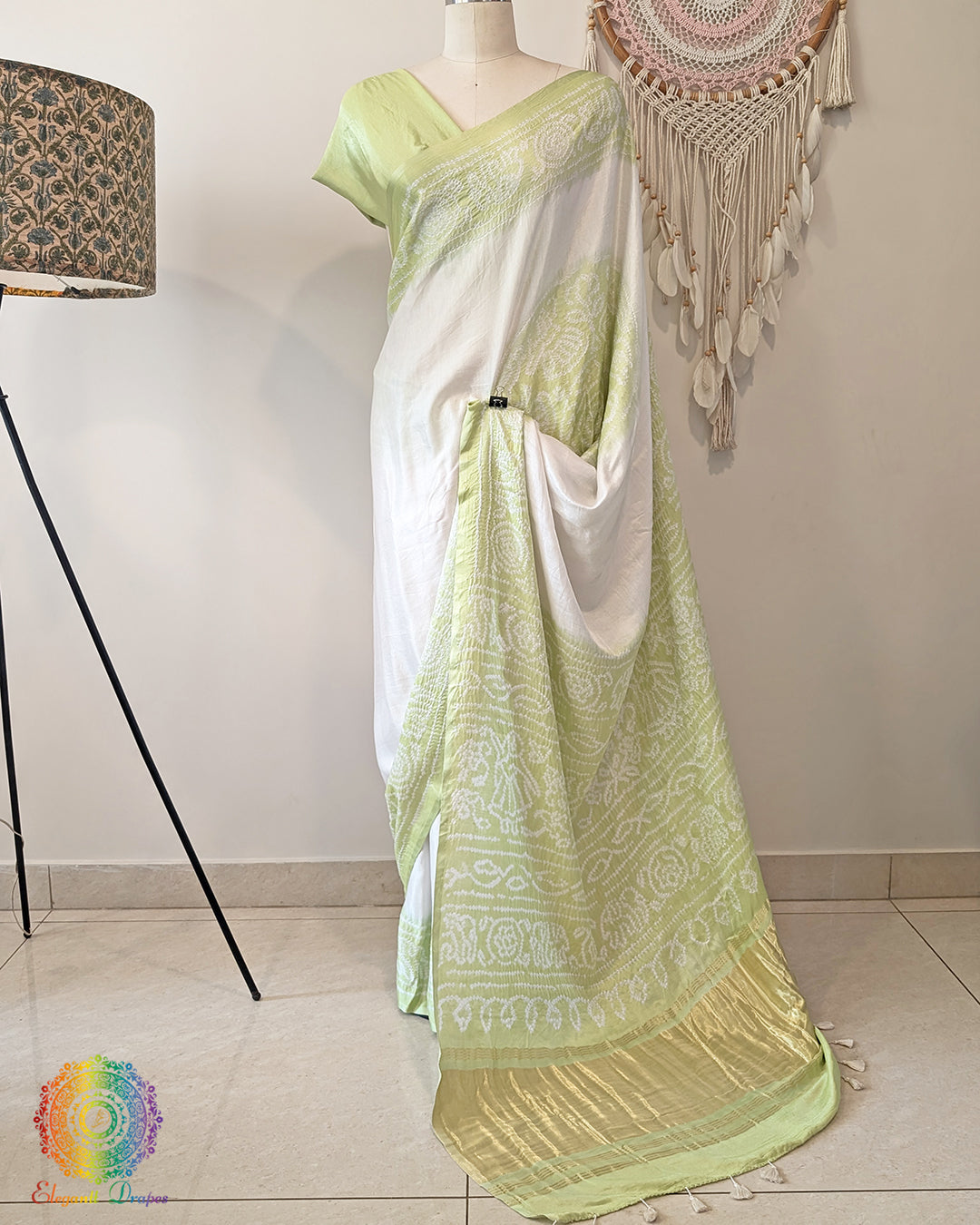 White Green Pure Gajji Silk Bandhani Saree – Bandhani Saree Online India | Elegantt Drapes