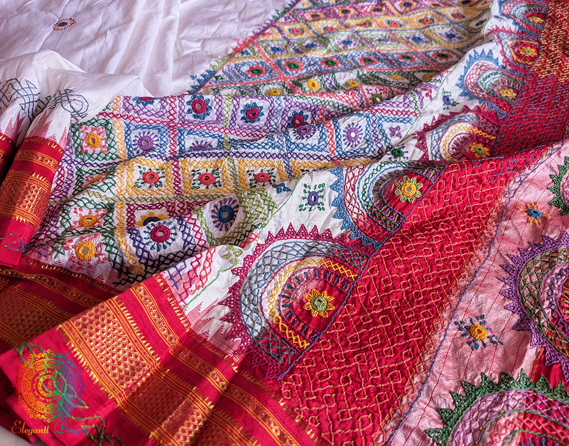 White Lambani Handwork Pure Ilkal Silk Saree – Ilkal Handloom Saree Online India | Elegantt Drapes