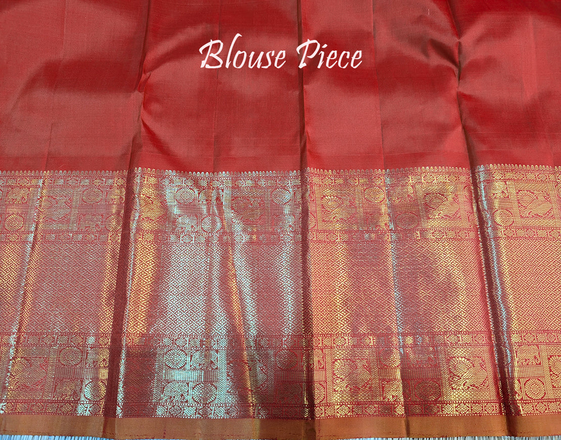 White Red Pure Kanjivaram Silk Saree – Handloom Saree Online India | Elegantt Drapes