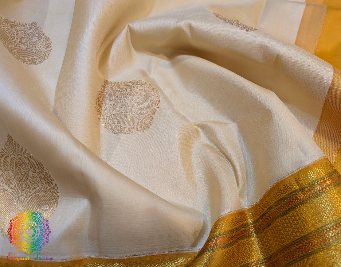 Off White Gold Pure Kanjivaram Silk Saree – Handloom Saree Online India | Elegantt Drapes