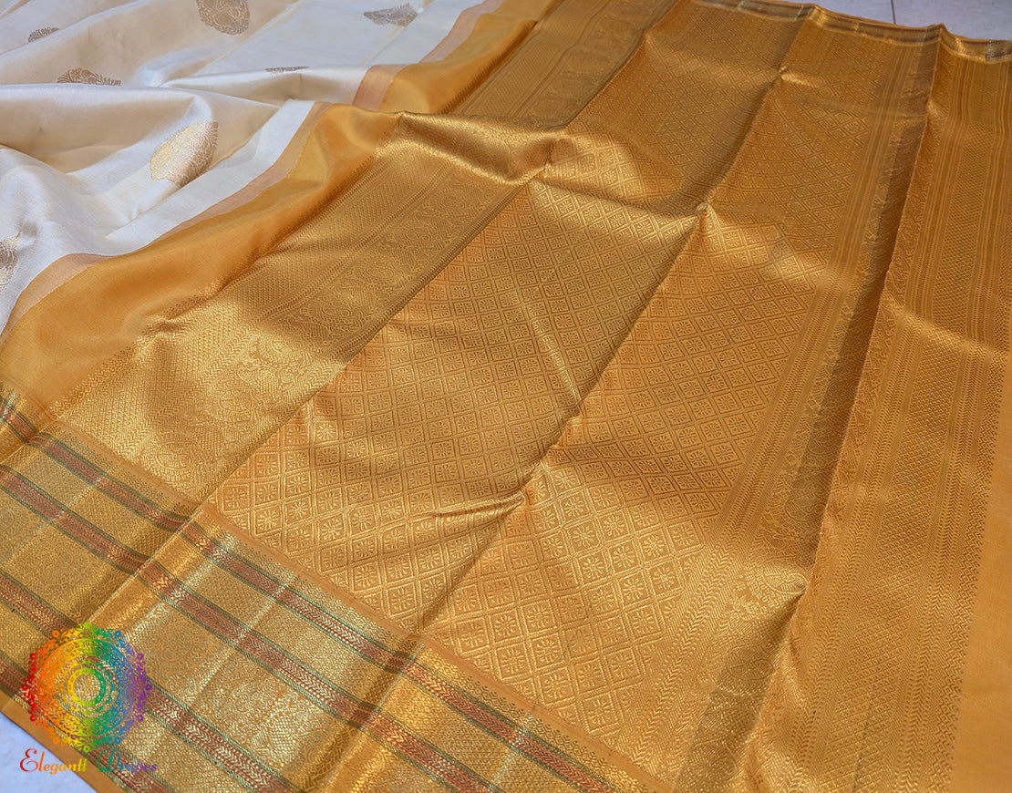 Off White Gold Pure Kanjivaram Silk Saree – Handloom Saree Online India | Elegantt Drapes