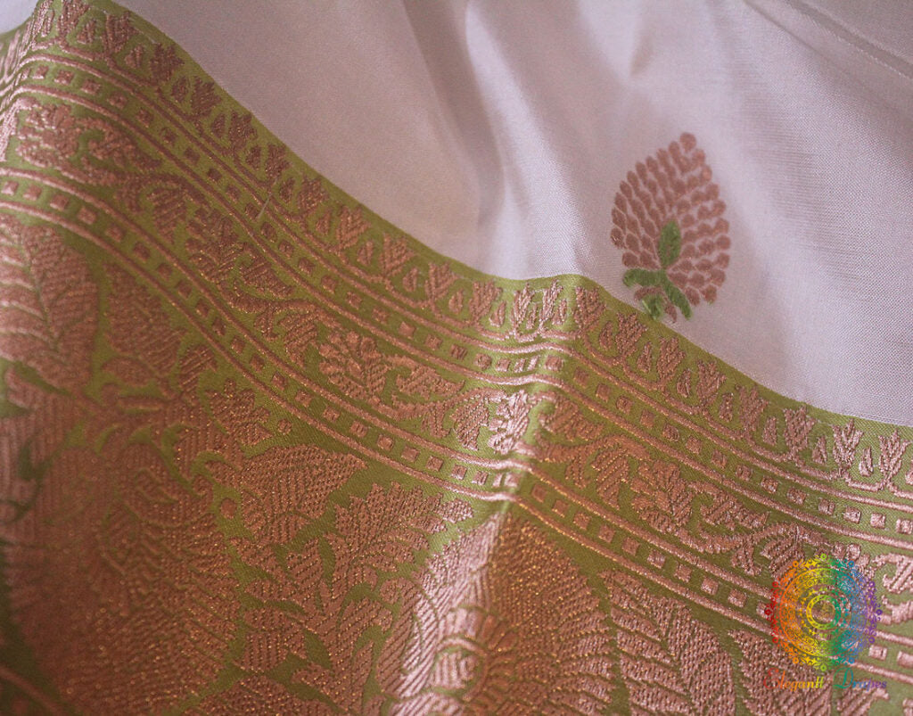 White Green Banarasi Handloom Pure Katan Silk Saree – Handloom Saree Online India | Elegantt Drapes