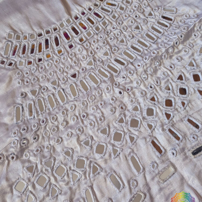 White Mashru Silk Kutch Mirror Work Blouse – Handloom Saree Online India | Elegantt Drapes