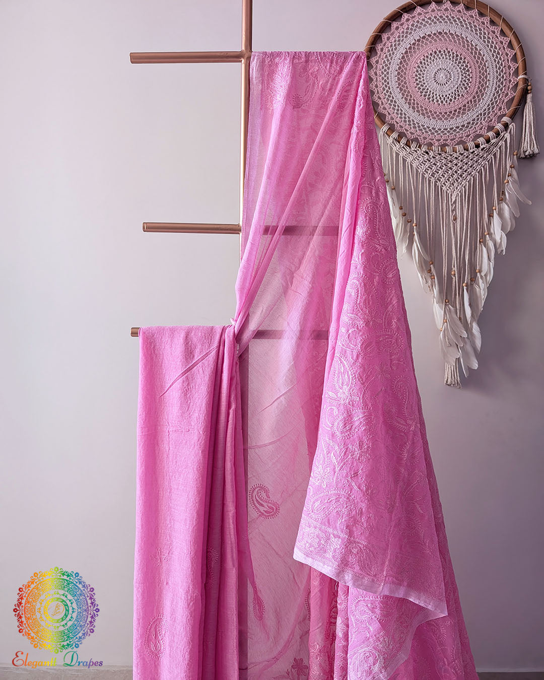 Close-up of detailed threadwork on the pallu of Baby Pink Mul Cotton Saree