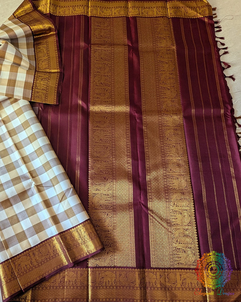 Off White Beige Checkered Pure Kanjivaram Silk Saree – Open Full View displaying the complete saree with its classic checkered pattern, subtle neutral shades and traditional Kanjivaram handloom craftsmanship.