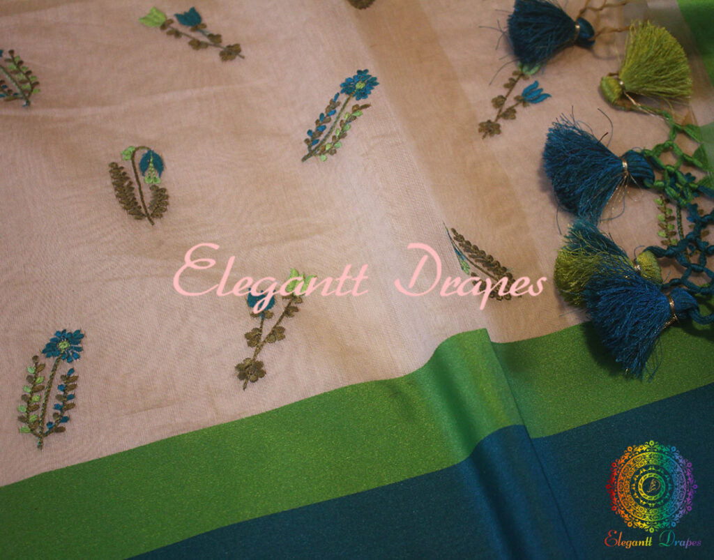 Off White Pure Cotton Floral Embroidery Saree – Handloom Saree Online India | Elegantt Drapes