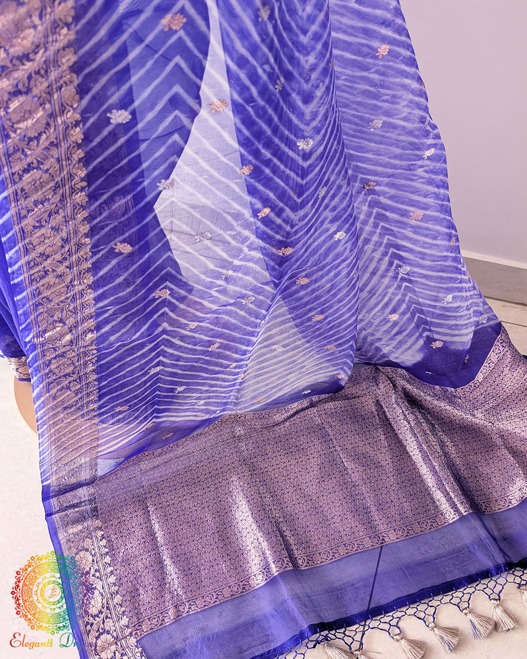 Close-up of Kadhuwa Banarasi Weave and Zari Detailing on Royal Blue Kora Silk Saree