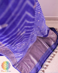 Close-up of Leheriya Pallu and Banarasi Zari Border on Royal Blue Kora Silk Saree