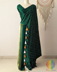 Bottle Green Pure Gajji Silk Saree pallu with All-Over Bandhani Dots