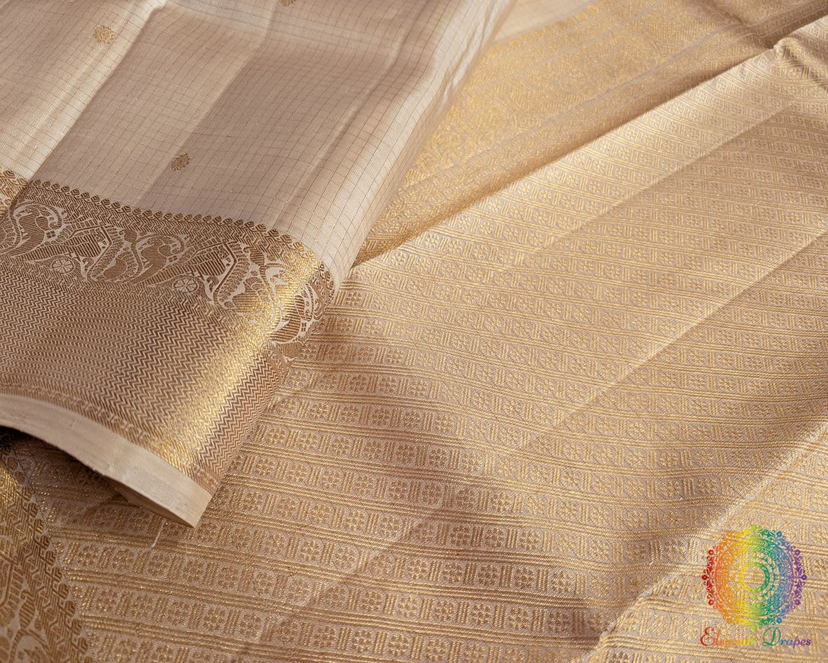 Cream Kanjivaram silk saree checkered weave alternate view