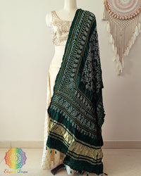 Emerald green gaji silk bandhani dupatta traditional tie and dye Elegantt Drapes