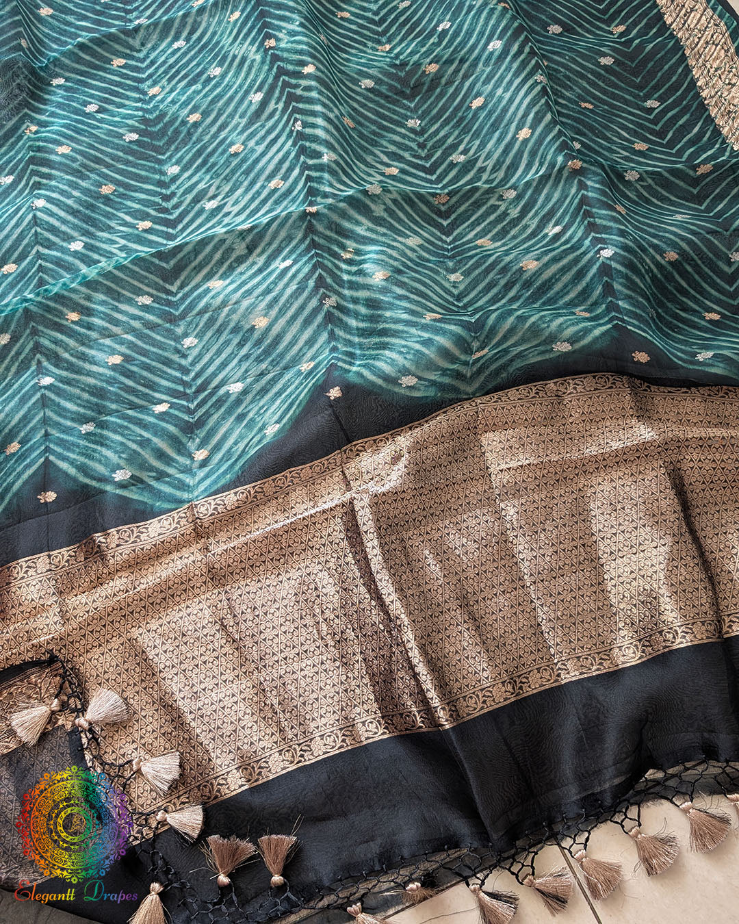 Close-up of Leheriya Pallu detailing on Green Banarasi Kora Silk Saree