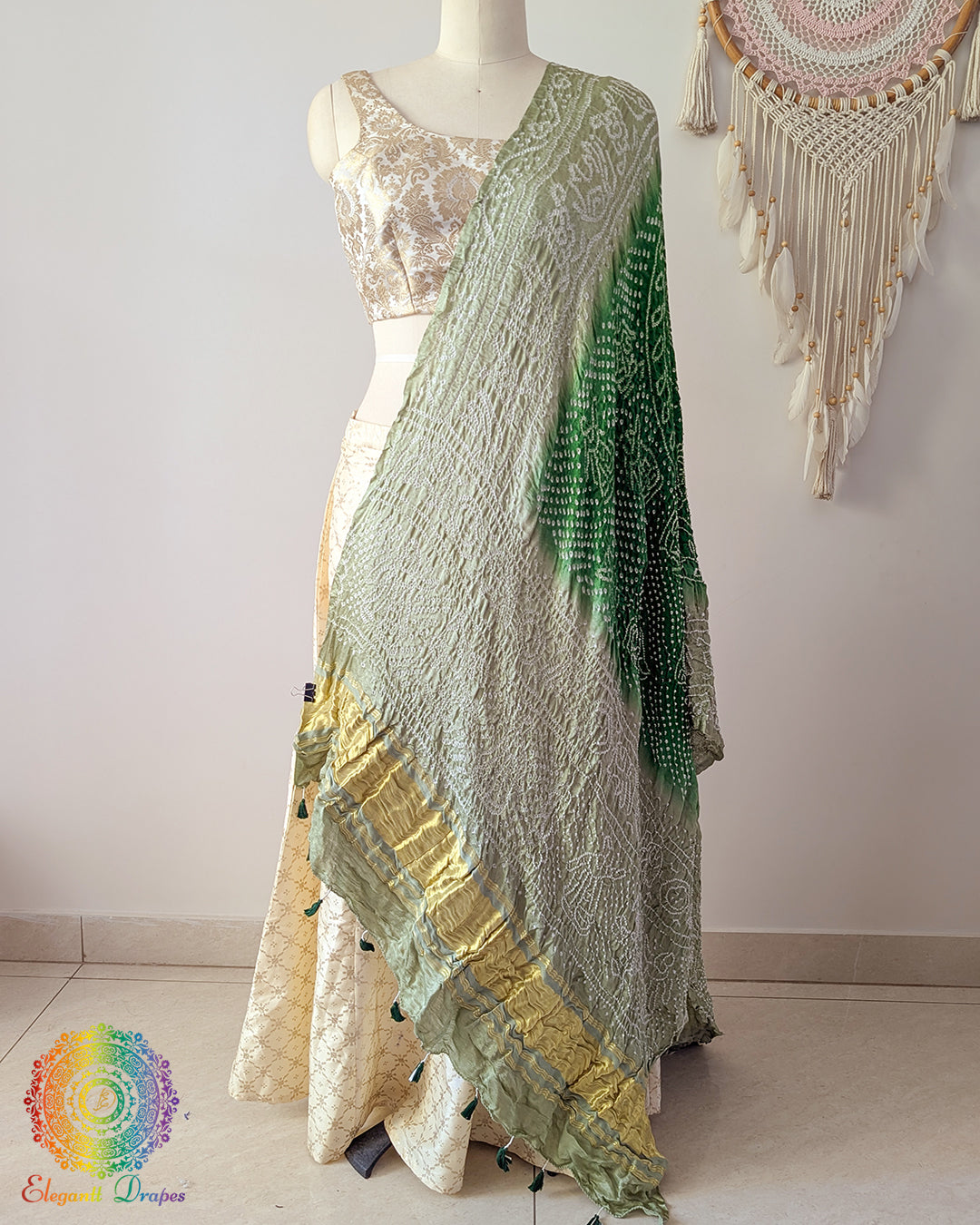 Ombre green bandhani dupatta detailed raas mandal pattern