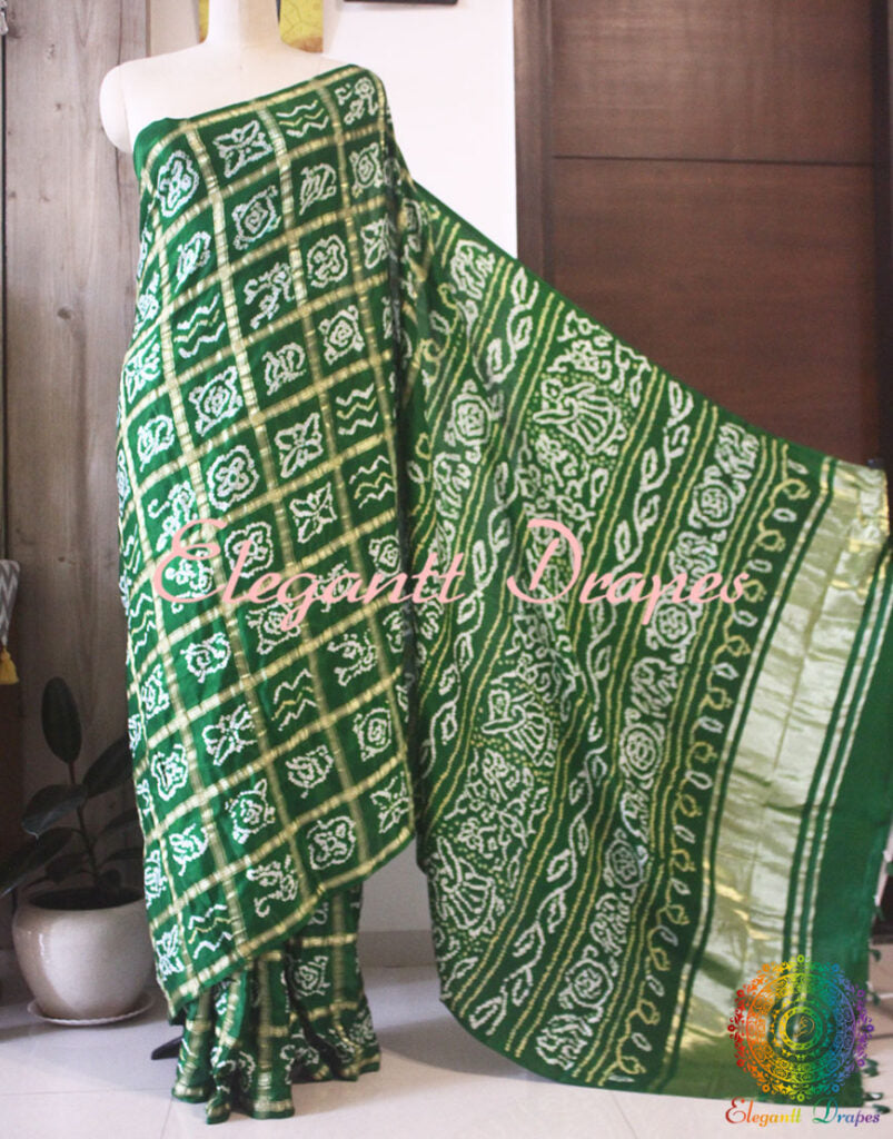 Border detail of Green Gharchola pure Gajji silk saree