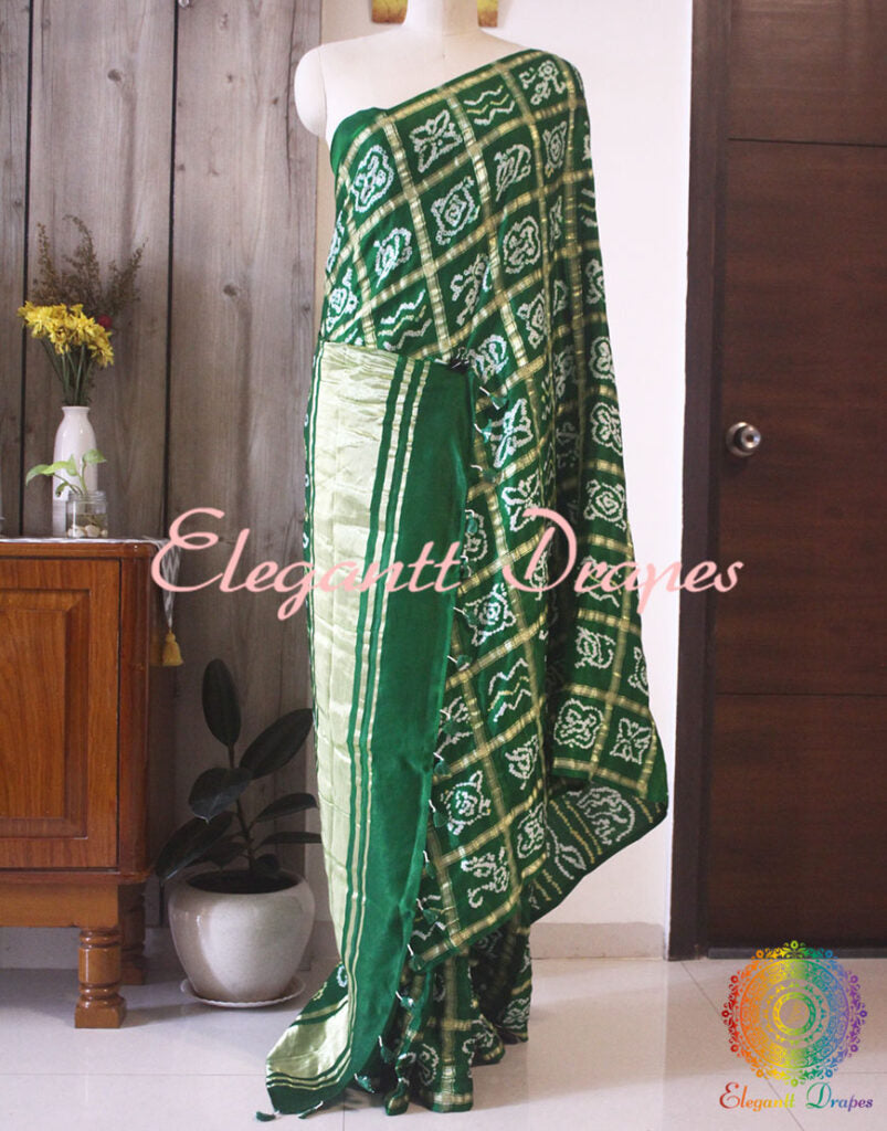 Close up of Bandhani work on Green Gajji silk Gharchola saree