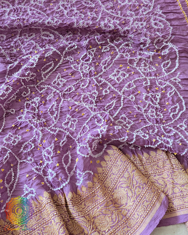 Close-up of Rai Bandhej detailing on Lavender Banarasi Khaddi Georgette Dupatta