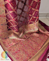 Detailed view of woven meenakari on Banarasi bandhani saree