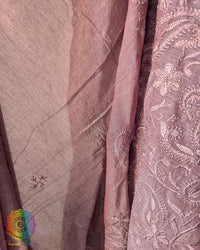 Close up of Chikankari-inspired paisley embroidery on mauve Bengal cotton saree
