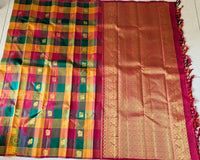 Detailed view of borderless design on Multicolor Checked Kanjivaram Silk Saree