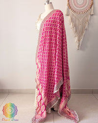 Soft pink bandhani dupatta with delicate scalloped edge