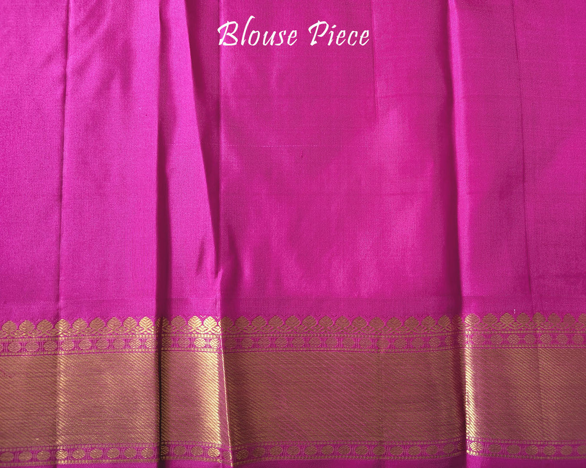 Matching blouse piece of the Pink Gold Checked Pure Kanjivaram Silk Saree with coordinated 1-Gram Gold Zari detailing