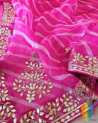Pink Organza Saree – Intricate Kachha Gota Handwork displayed across the soft pink Leheria patterned body