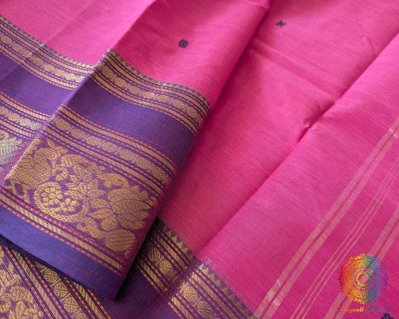Elegant dual tone cotton saree close view