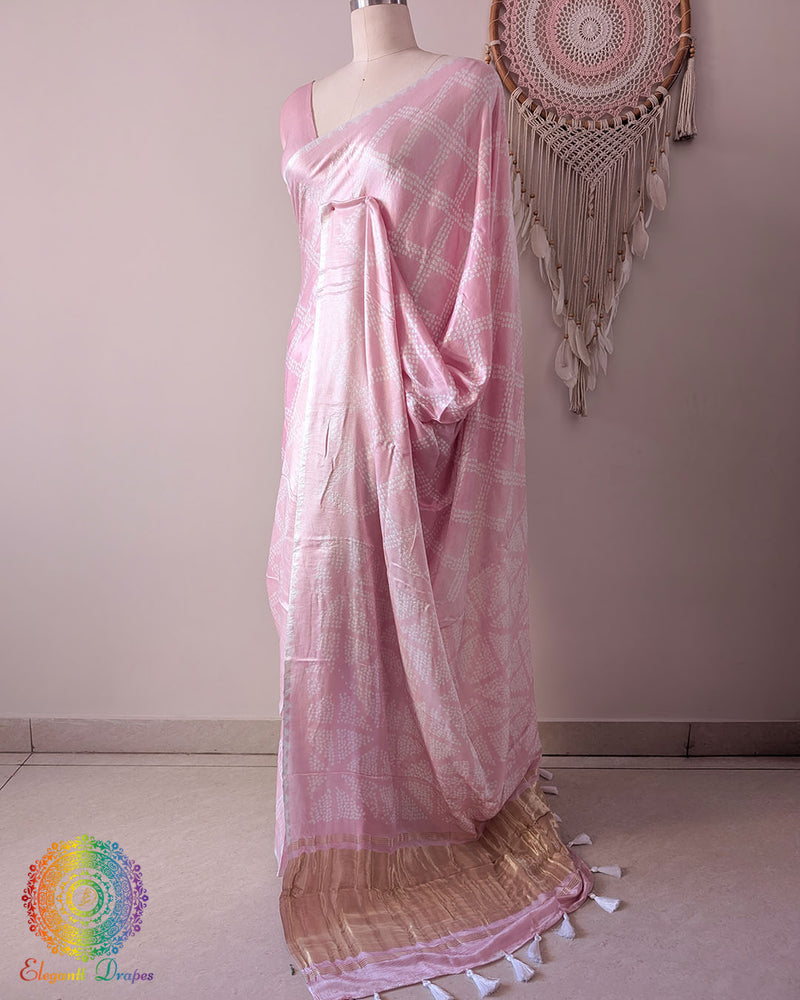 Powder Pink Pure Gajji Silk Bandhani Saree drape highlighting the palla