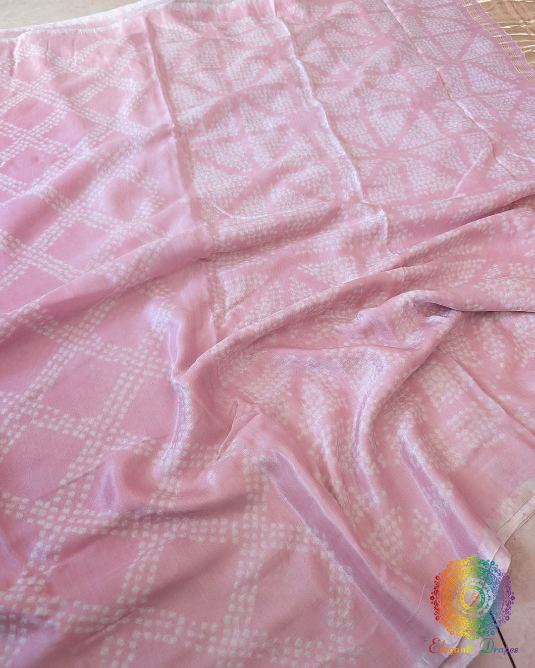 Close-up of Bandhani dots on Powder Pink Pure Gajji Silk Saree