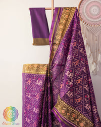 Purple pure mulberry silk Rajkot Patola saree close up