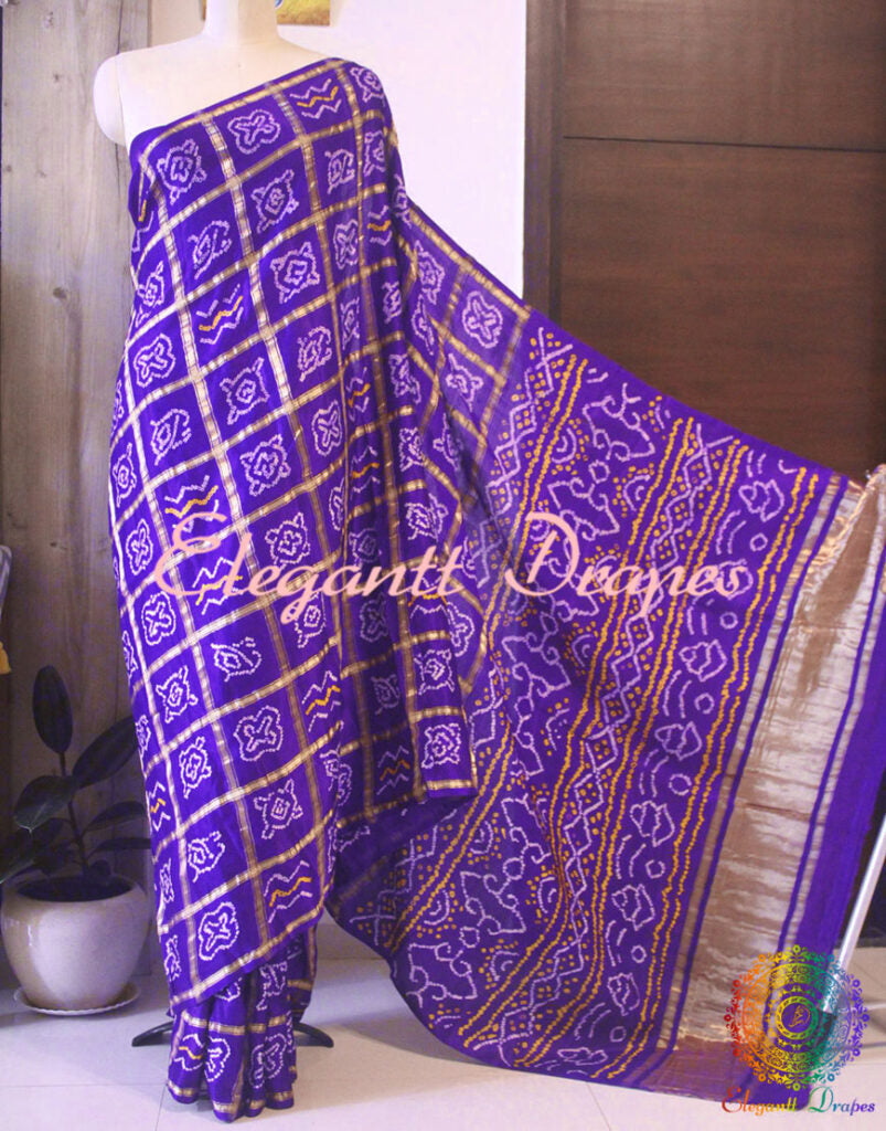 Border detail of Purple Gharchola pure Gajji silk saree