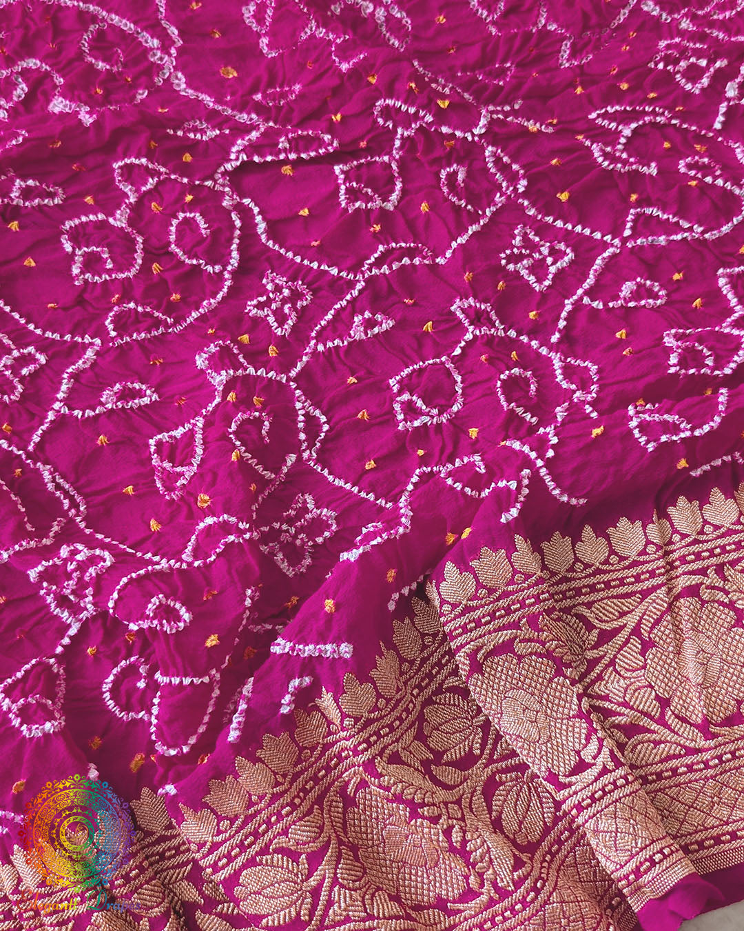 Close-up of Rai Bandhej detailing on Rani Pink Banarasi Khaddi Georgette Dupatta
