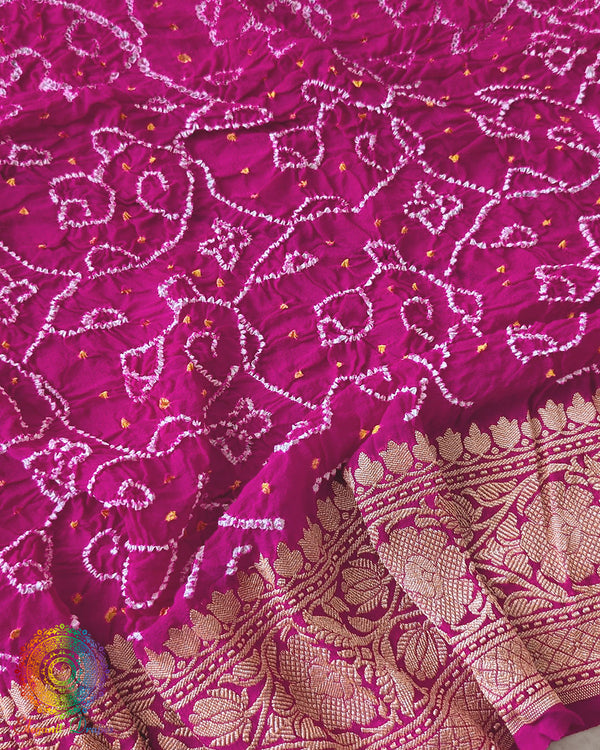 Close-up of Rai Bandhej detailing on Rani Pink Banarasi Khaddi Georgette Dupatta