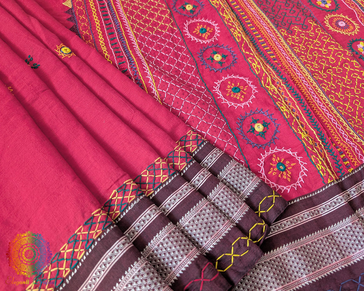 Red Ilkal cotton saree with Lambani handwork pleats close up