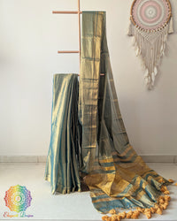 Turquoise Bengal tissue linen saree drape view