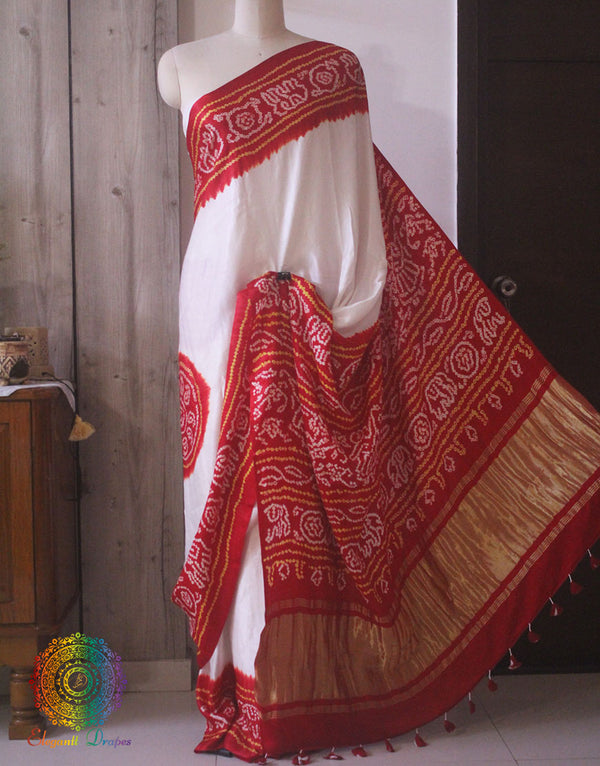 White Gajji Silk Saree with Red Palla palla view